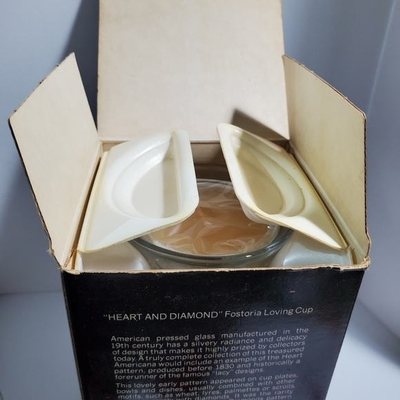 NIB vintage Avon 1978 Heart & Diamond Fostoria Loving Cup scented Candle holder - Picture 4 of 14